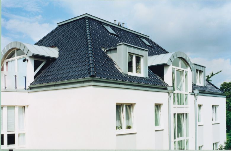 Private Wohn- und Geschäftshäuser