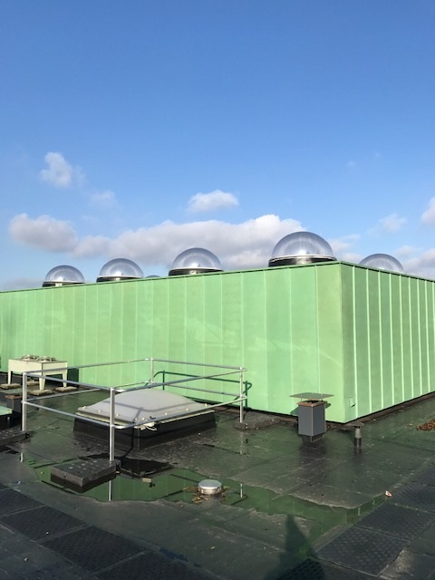 Patiniertes Kupfer im Dach- und Fassadenbereich